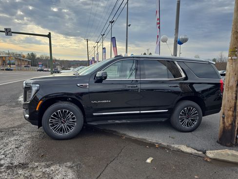 New 2026 GMC Yukon Elevation image 4