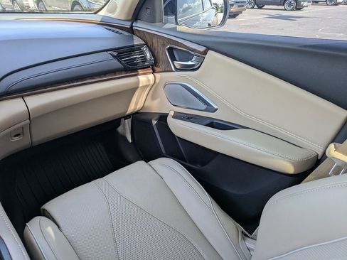 Used 2019 Acura RDX AWD w/ Advance Package image 18