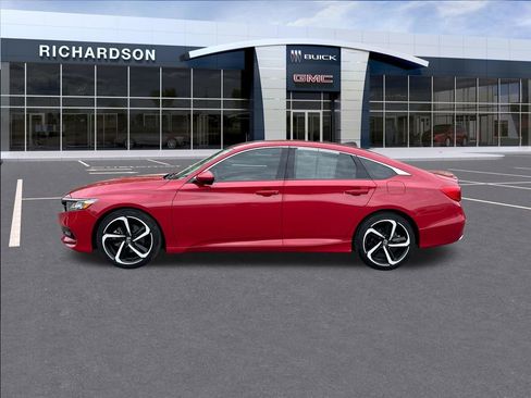 Used 2018 Honda Accord Sport image 2