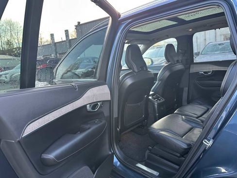 Certified 2024 Volvo XC90 T8 Ultimate w/ Protection Package Premier image 16