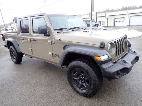 Used 2020 Jeep Gladiator Sport AWD/4WD image 10