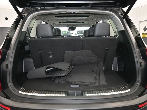 Used 2022 Kia Telluride SX w/ SX Prestige Package image 48