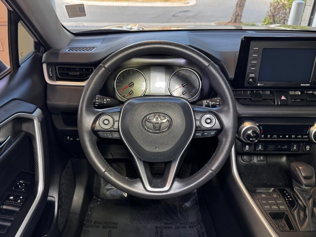 Certified 2021 Toyota RAV4 XLE w/ Convenience Package AWD/4WD image 22
