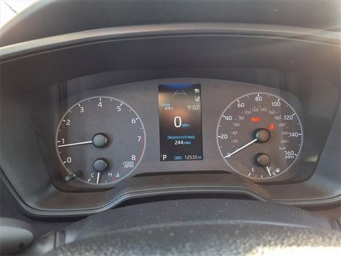 Used 2025 Toyota Corolla LE image 65