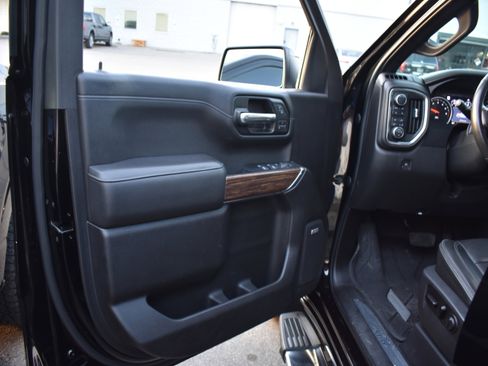 Used 2019 Chevrolet Silverado 1500 High Country w/ Trailer Camera Package image 25