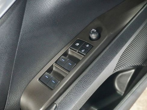 Used 2023 Toyota Camry SE image 25