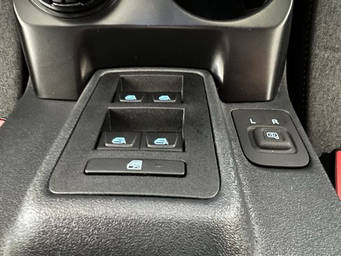 Used 2025 Ford Bronco 4-Door AWD/4WD image 32