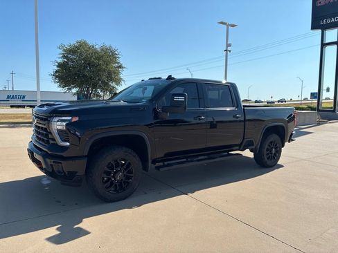 Used 2025 Chevrolet Silverado 2500 LTZ w/ Trail Boss Package AWD/4WD image 18