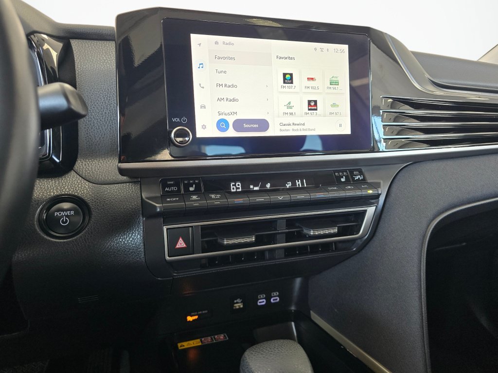 Used 2025 Toyota Camry LE w/ Convenience Package FWD image 25