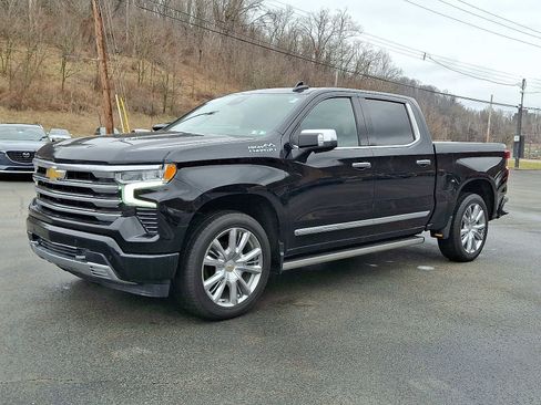 Used 2023 Chevrolet Silverado 1500 High Country w/ High Country Premium Package image 3
