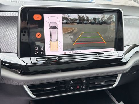 New 2026 Volkswagen Atlas Peak Edition AWD/4WD image 30