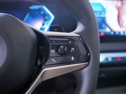 Used 2025 BMW X3 xDrive30i w/ Convenience Package image 19