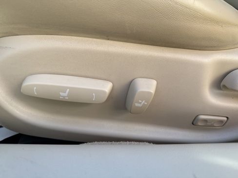 Used 2010 Lexus IS 250C image 24