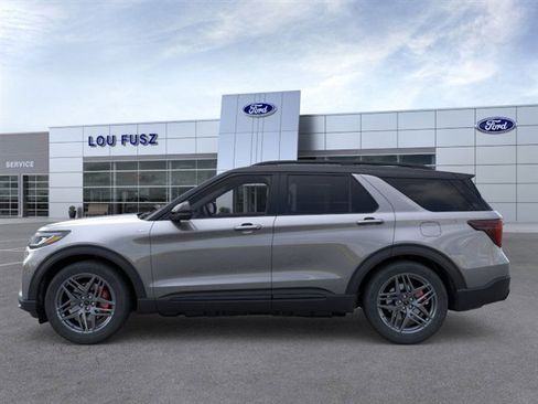 New 2025 Ford Explorer ST-Line w/ Premium Package image 4