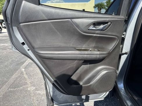 Used 2023 Chevrolet Blazer LT FWD image 11