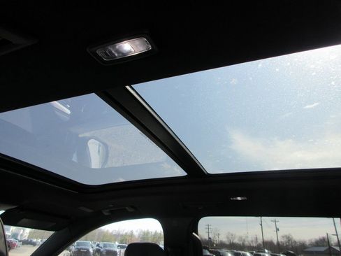 New 2026 Buick Enclave Avenir w/ Super Cruise Package image 16