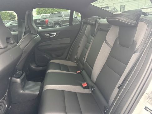 Used 2024 Volvo S60 T8 Ultimate w/ Climate Package AWD/4WD image 31