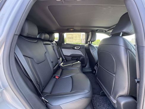 New 2026 Jeep Compass Latitude AWD/4WD image 16