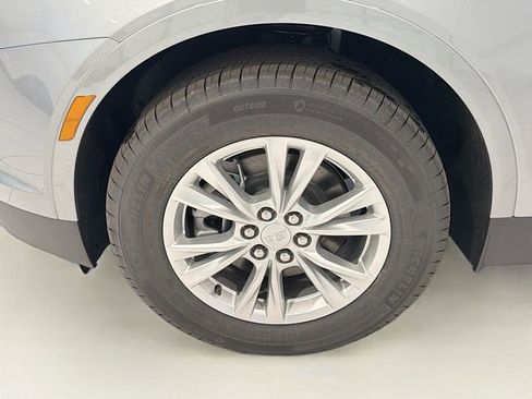 New 2026 Cadillac XT5 Luxury image 27