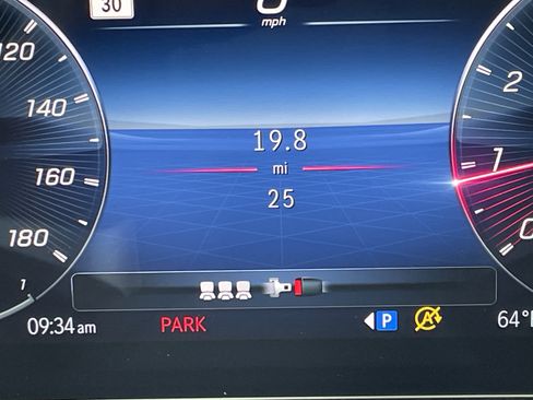 New 2026 Mercedes-Benz GLB 35 AMG AMG GLB 35 4MATIC SUV image 23