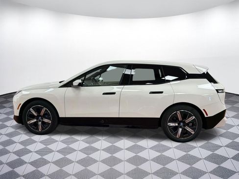 Certified 2023 BMW iX xDrive50 w/ Premium Package image 2