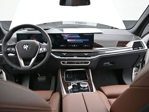 New 2026 BMW X5 sDrive40i image 39