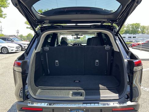 Used 2025 INFINITI QX60 Pure w/ Cargo Package AWD/4WD image 28