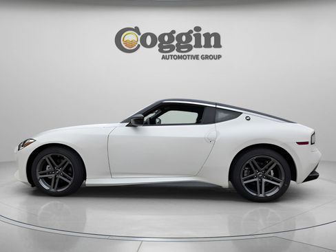 New 2026 Nissan Z Sport w/ Floor Mat Package image 2