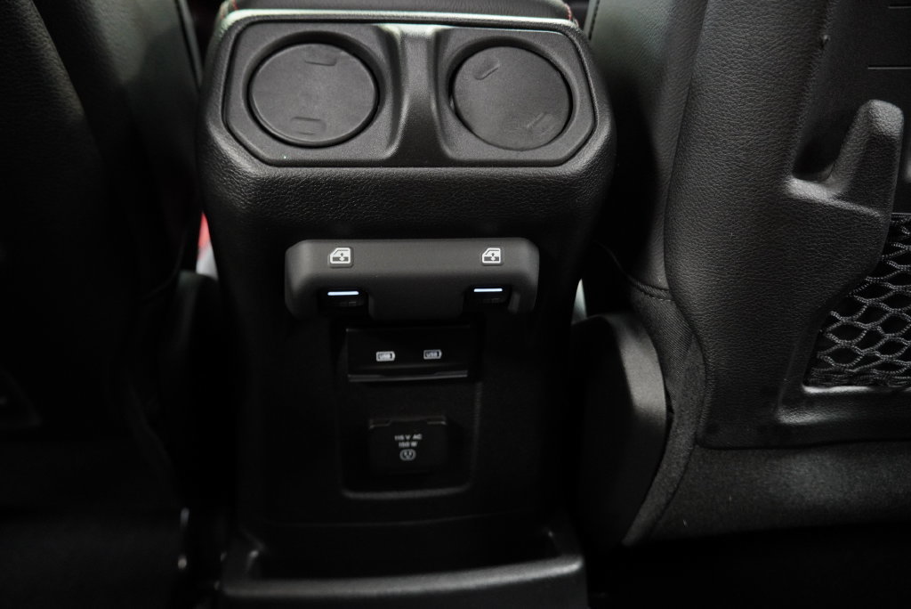 Used 2023 Jeep Wrangler Unlimited Rubicon 4xe AWD/4WD image 28