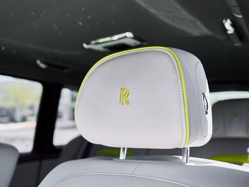 Used 2024 Rolls-Royce Cullinan image 59