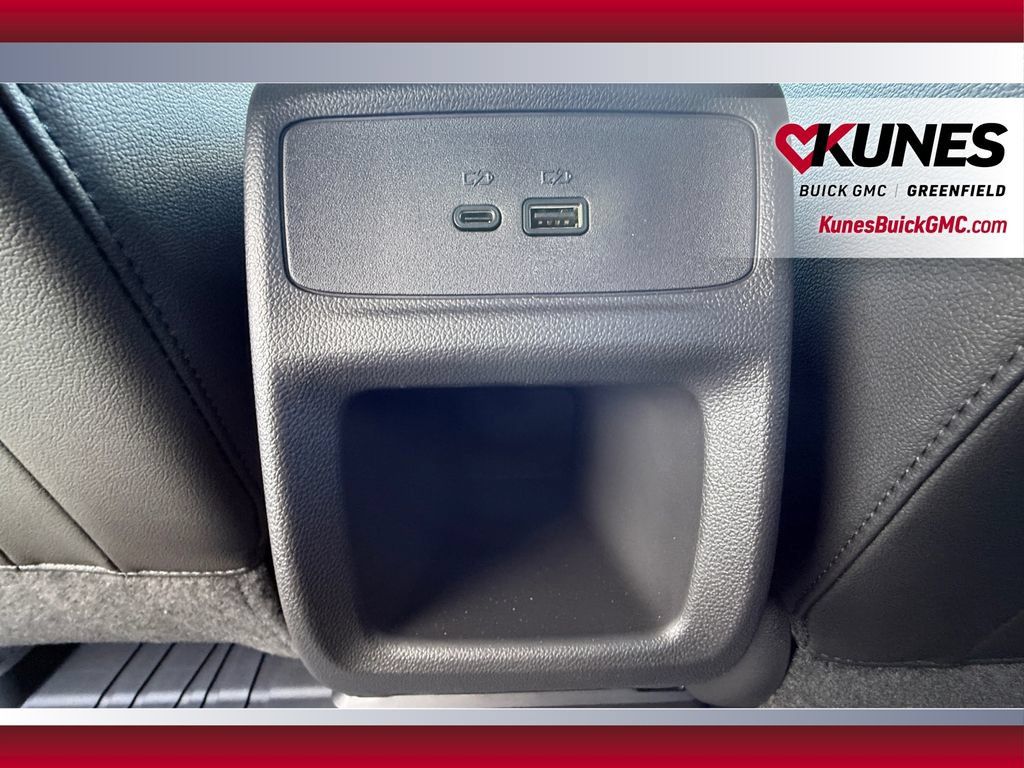 New 2026 Buick Envista Preferred w/ Convenience I Package FWD image 36