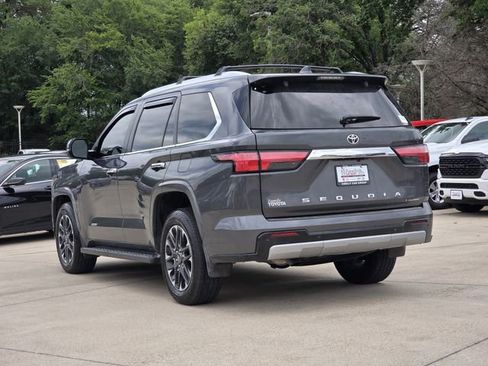 Used 2025 Toyota Sequoia Limited AWD/4WD image 3