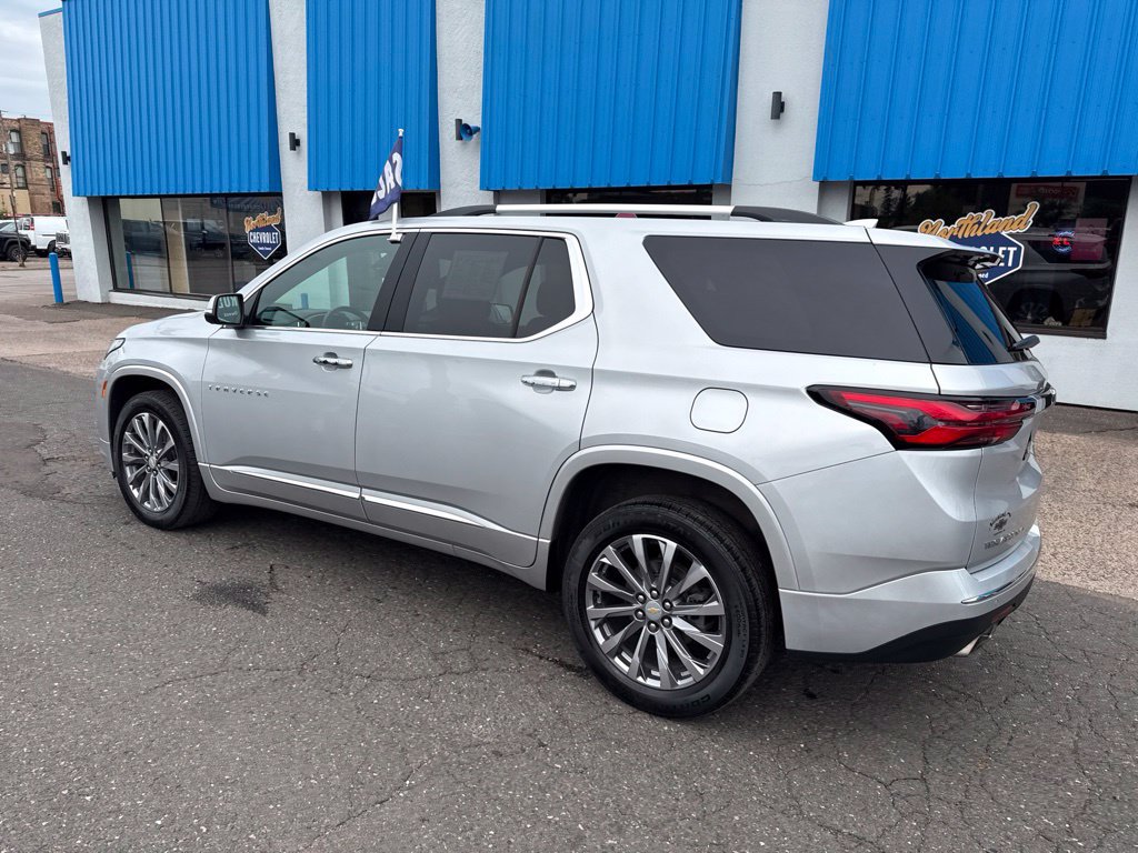 Used 2022 Chevrolet Traverse Premier w/ LPO, Floor Liner Package AWD/4WD image 15