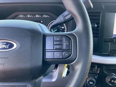 Used 2025 Ford F250 XLT image 12