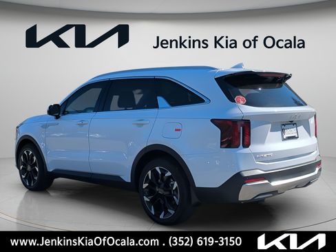 New 2026 Kia Sorento EX w/ EX Premium Package FWD image 5