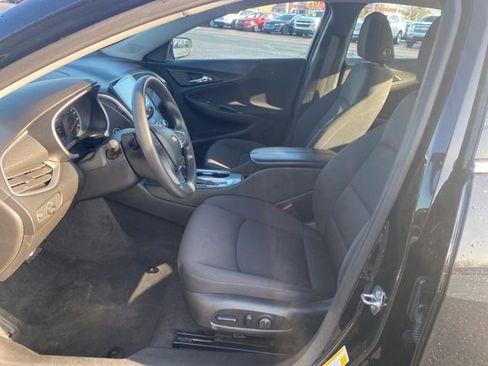 Used 2024 Chevrolet Malibu LT image 16