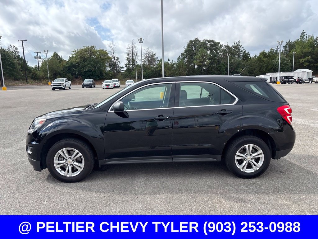 Used 2017 Chevrolet Equinox LS FWD image 4