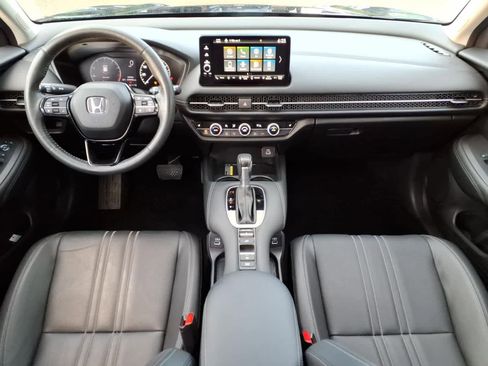 Used 2023 Honda HR-V EX-L image 10
