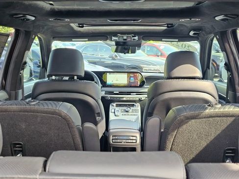 Used 2023 Hyundai Palisade Calligraphy FWD image 11