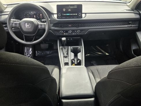 Used 2025 Honda Accord LX image 12