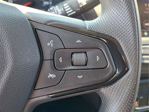 Used 2022 Chevrolet TrailBlazer LT w/ Driver Confidence Package image 21