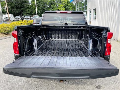 Used 2023 Chevrolet Silverado 1500 LT AWD/4WD image 30