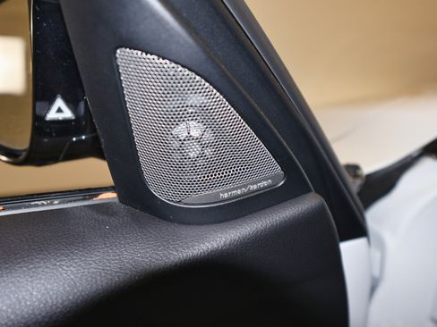 Used 2018 BMW M3 Competition w/ Competition Package image 21