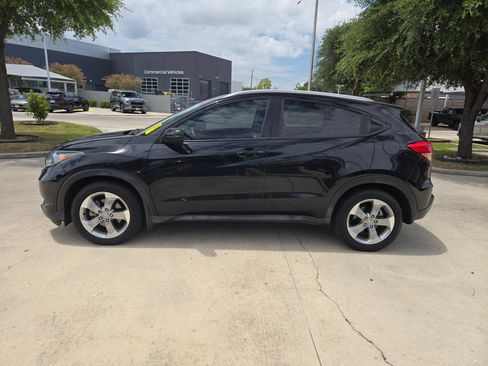 Used 2017 Honda HR-V EX-L image 6