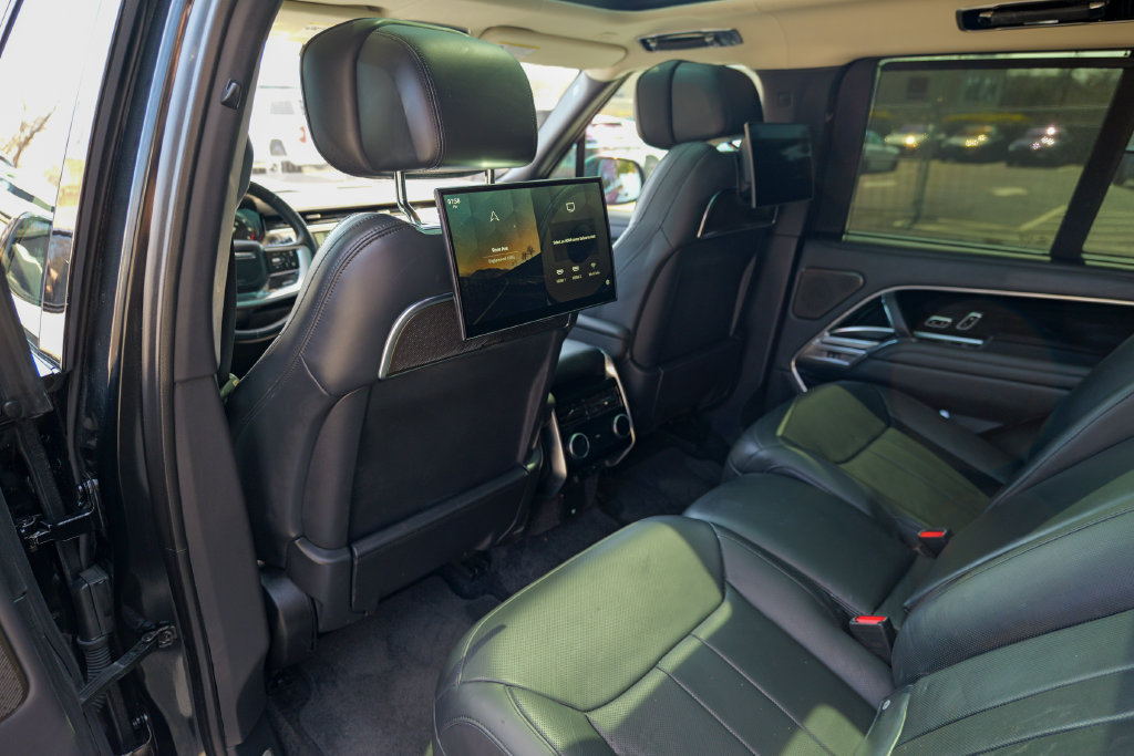 Used 2023 Land Rover Range Rover Autobiography AWD/4WD image 23