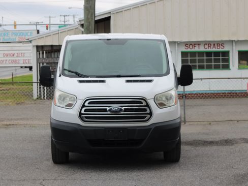 Used 2015 Ford Transit 150 130 Low Roof w/ Exterior Upgrade Package RWD image 2