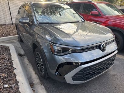 Used 2025 Volkswagen Taos SE