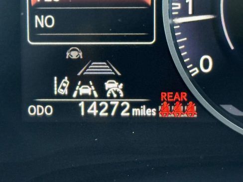 Used 2023 Lexus RX 350 Premium w/ Accessory Package (Z1) AWD/4WD image 31