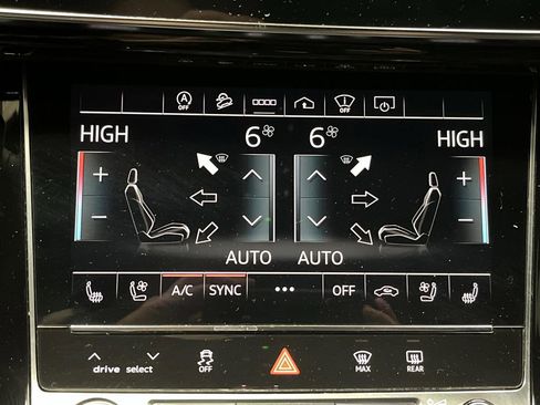 Used 2022 Audi Q7 3.0T Prestige w/ Prestige Package image 21