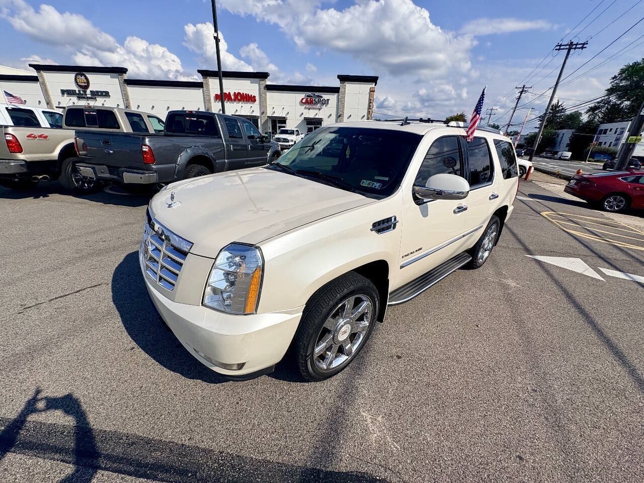 Used 2014 Cadillac Escalade Luxury AWD/4WD image 38